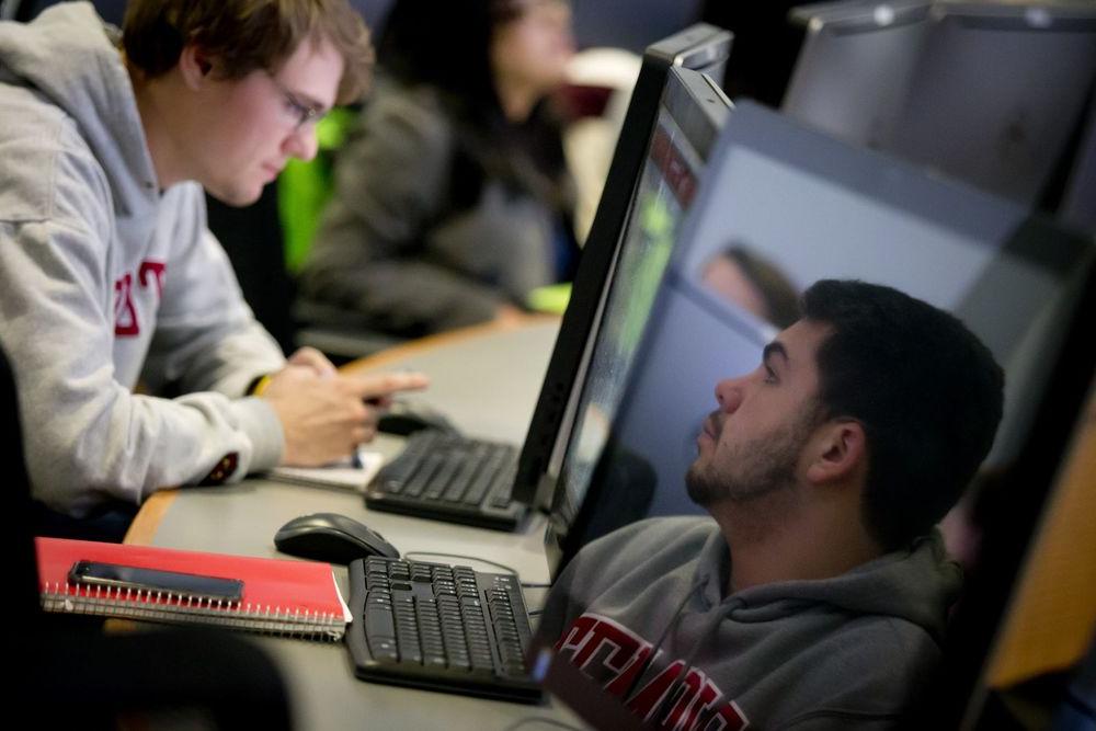 Fox students use the computer lab to study.